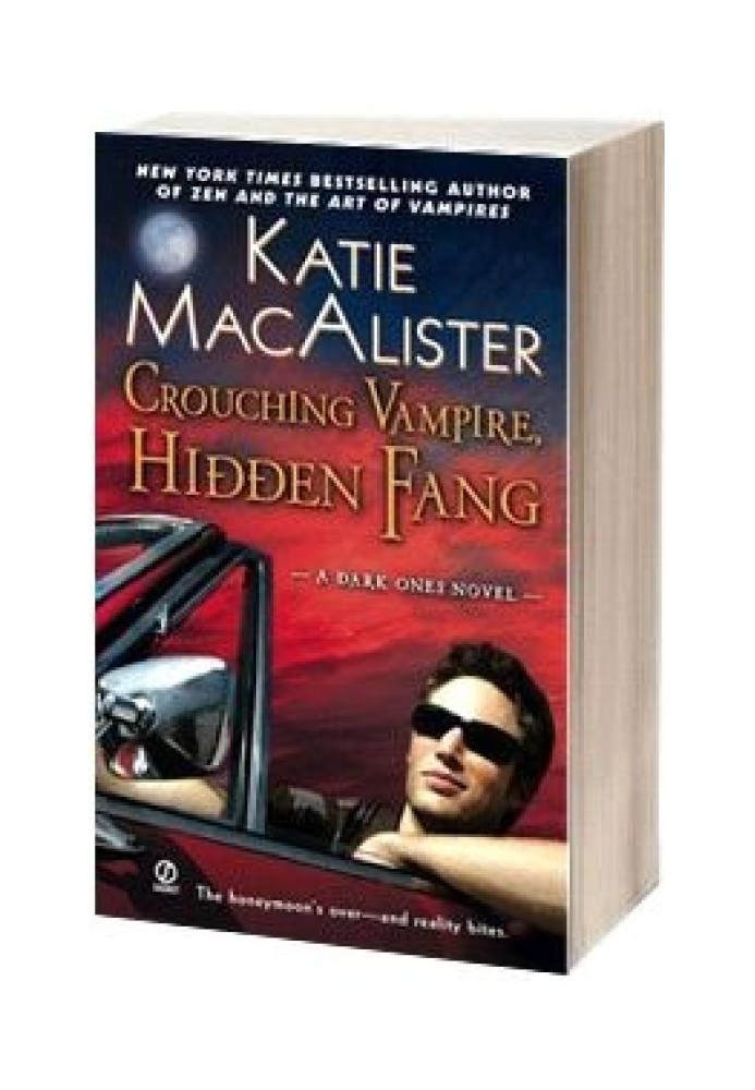 Book Crouching Vampire, Hidden Fang