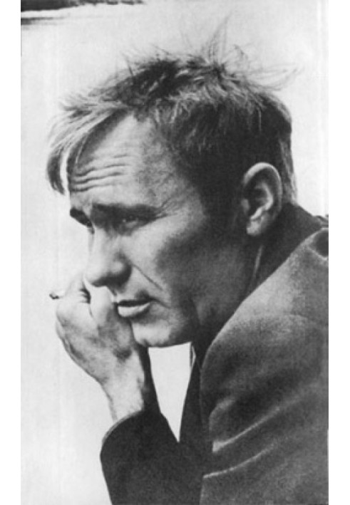 Book Vasily Shukshin as a latent absurdist who once broke through