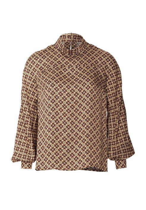 Pattern Blouse with one-piece sleeves with yoke (Burda 10/2019, pattern number 106 A)